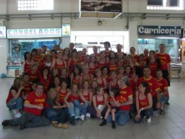 El Mercat con la Roja.......