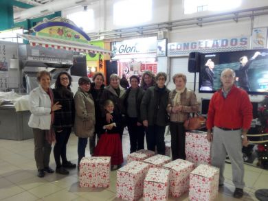 Entrega de 10 lotes de Navidad