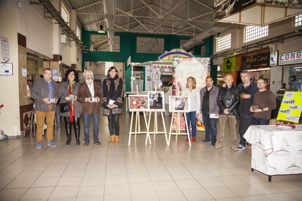 Entrega de premios "III concurs fotogràfic d'ambient de festa"