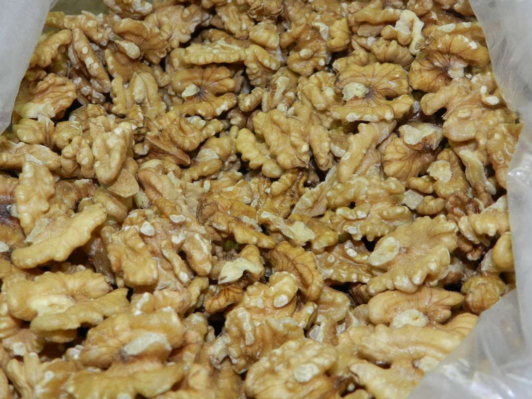 Nueces Peladas 