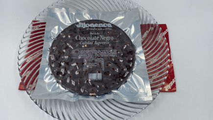 Torta chocolate puro con almendra Marcona 250g